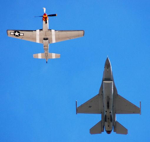 — — - P-51 and F-16 Heritage Flight at Yuma 2009