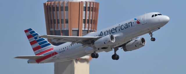 Airbus A320 (N649AW) - phoenix sky harbor international airport 14MAY21