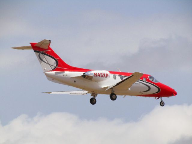 Beechcraft Beechjet (N43XP) - Landing RWY 20R