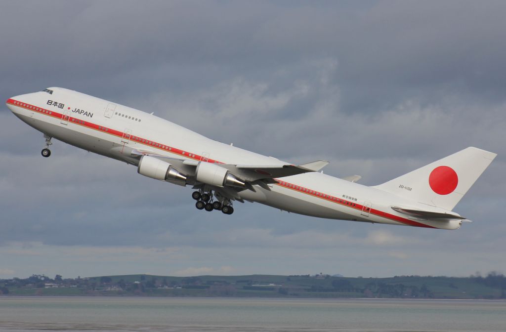 Boeing 747-400 (20-1102)