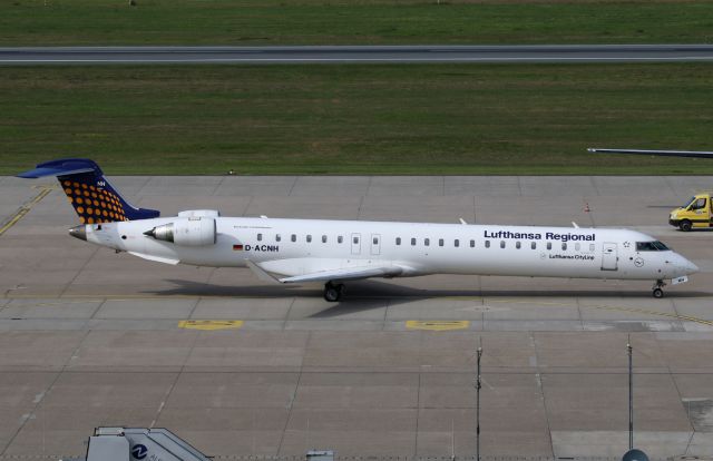 Canadair Regional Jet CRJ-900 (D-ACNH)