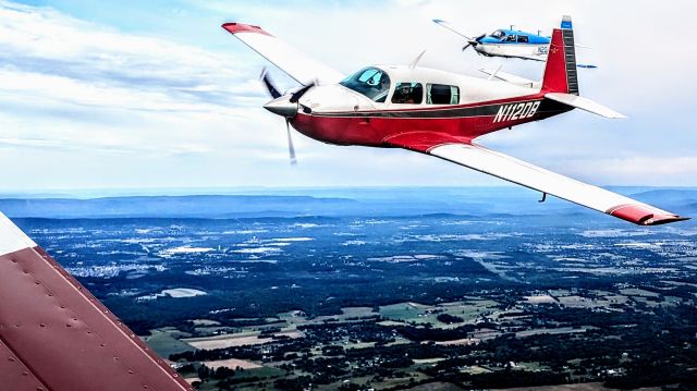 Mooney M-20 (N1120B) - 2024 Mooney formation clinic