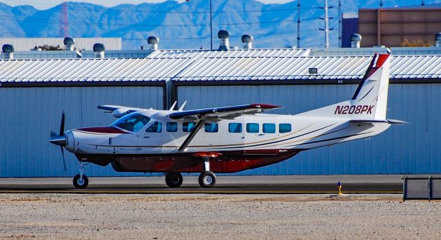 Cessna Caravan (N208PK) - Canyon Air N208PK 2005 Cessna 208B C/N 208B1143 - North Las Vegas Airport (IATA: VGT, ICAO: KVGT, FAA LID: VGT)br /Photo: Tomás Del Corobr /January 14, 2011