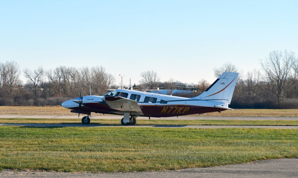 Piper Seneca (N77KP) - Ann Arbor Piper PA-34-220T N77KP