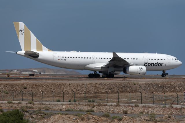 Airbus A330-200 (D-AIYC)