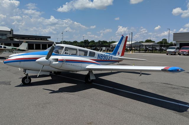 Piper PA-30 Twin Comanche (N8903Y)