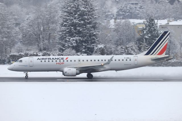 Embraer ERJ-190 (F-HBLL)