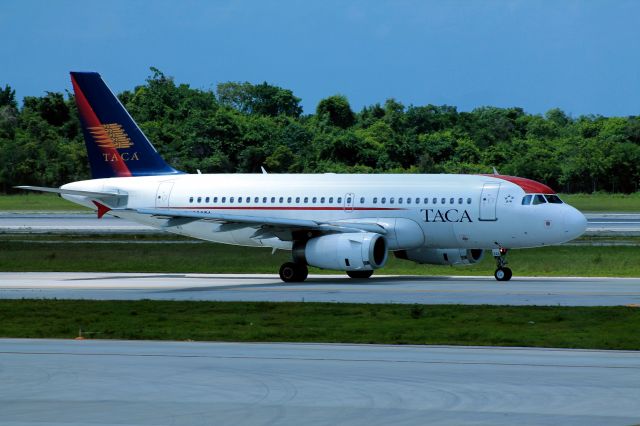 Airbus A319 (N520TA)