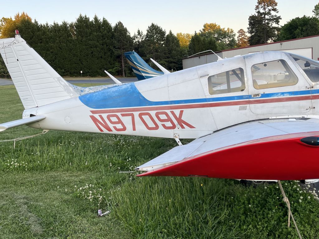 Piper Cherokee (N9709K)