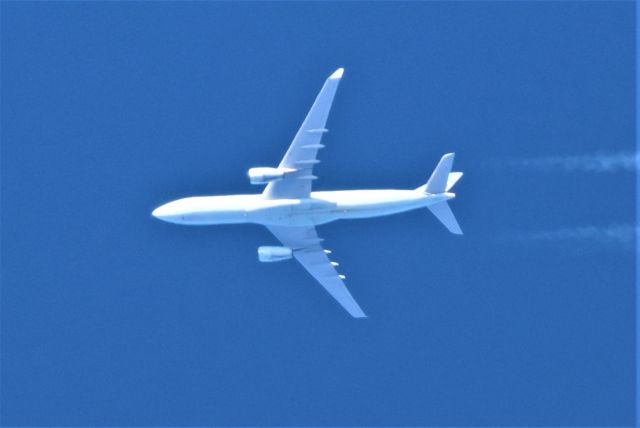 Airbus A330-300 (C-GFAJ) - C-GFAJ Airbus 333-343 Air Canada  ACA873 de CDG Paris vers Toronto YYZ survolant la ville de Lavaltrie QC. le 08-12-2022 à 13:29 