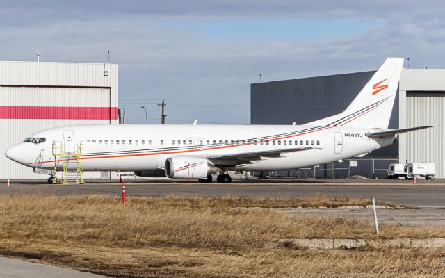 BOEING 737-400 (N803TJ)