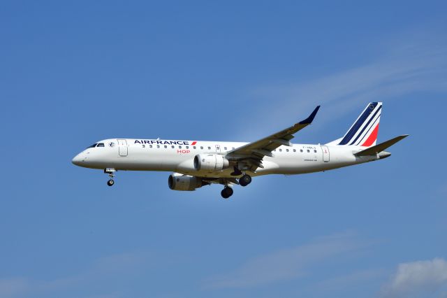 Embraer ERJ-190 (F-HBLS) - Air France HOP! - Embraer ERJ-190STD (F-HBLS) Ex CDG mid morning arrival at NCL (May 2024)