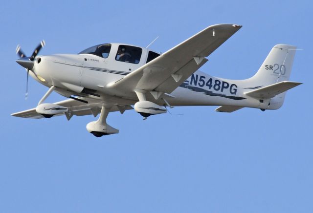 Cirrus SR-20 (N548PG)