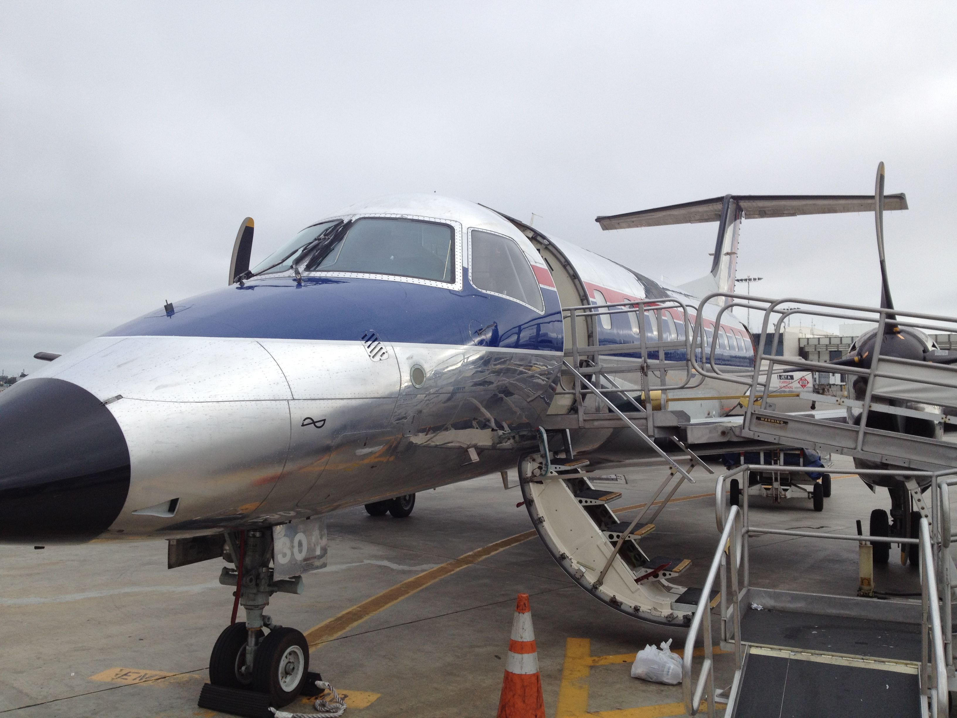 Embraer EMB-120 Brasilia —