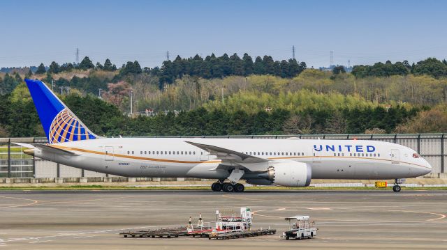 Boeing 787-9 Dreamliner (N19951) - ユナイテッド航空 (United Airlines) / Boeing 787-9br /Apr.09.2016 Narita International Airport [NRT/RJAA] JAPAN