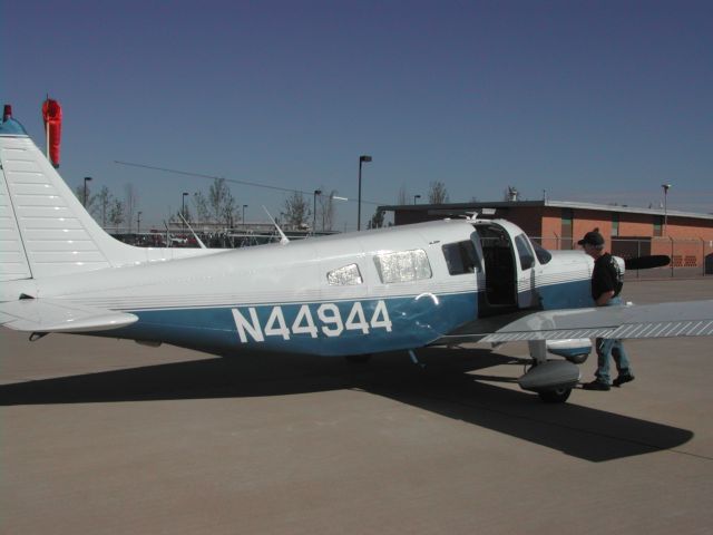 Piper Saratoga (N44944)