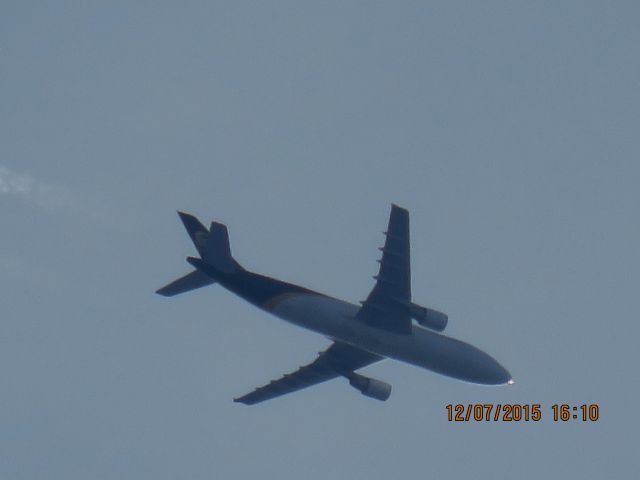 Airbus A300F4-600 (N165UP)