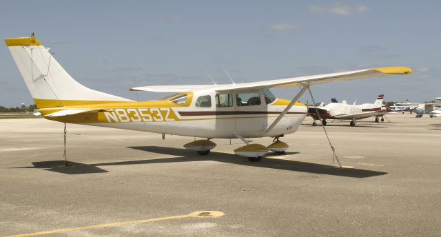 Cessna 205 (N8353Z)