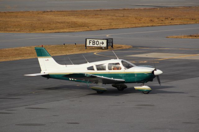 Piper Cherokee (N56015)