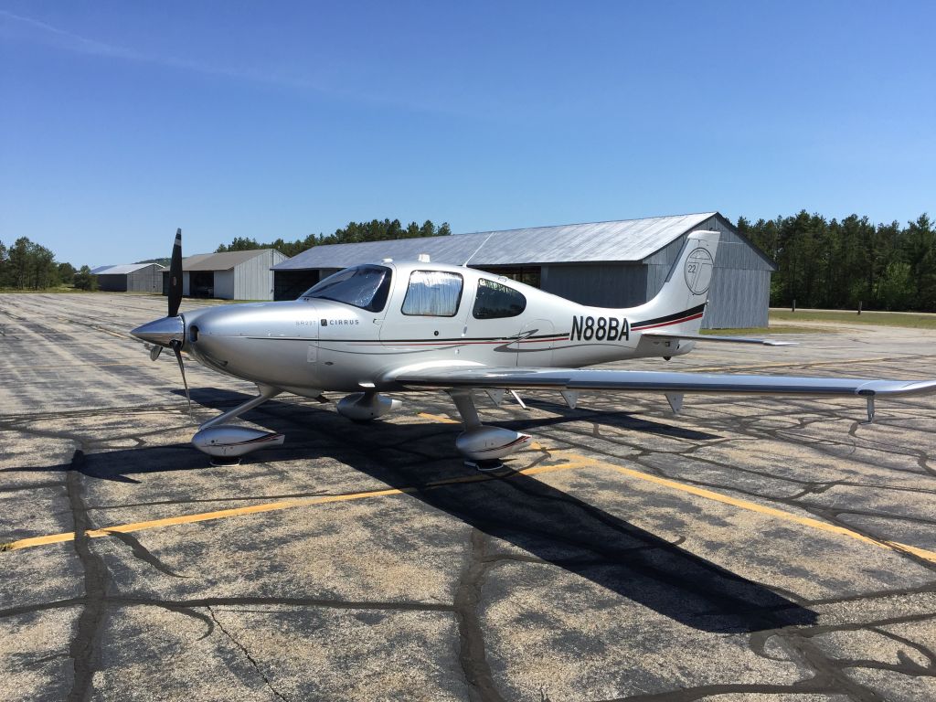 Cirrus SR-22 (N88BA)