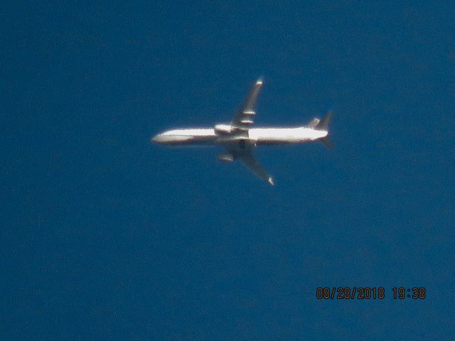 Boeing 737-900 (N77430)