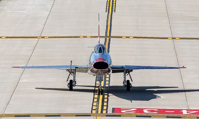 North American Super Sabre (N2011V)