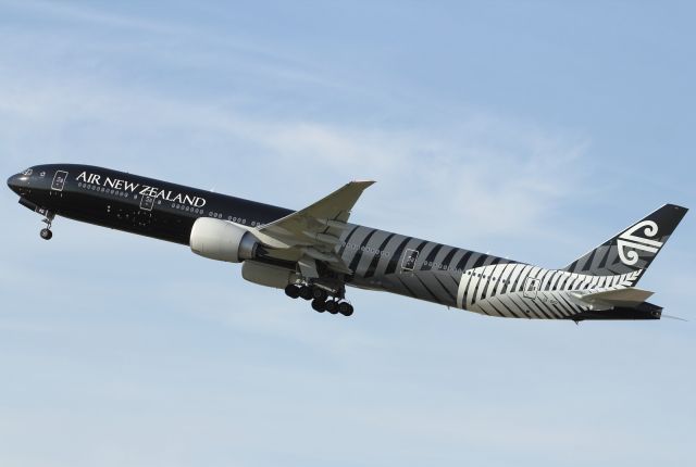 Boeing 777-200 — - The All Blacks, Rugby World Cup Special Livery on this Air New Zealand is hands down the best looking B777-300ER out there at the moment.