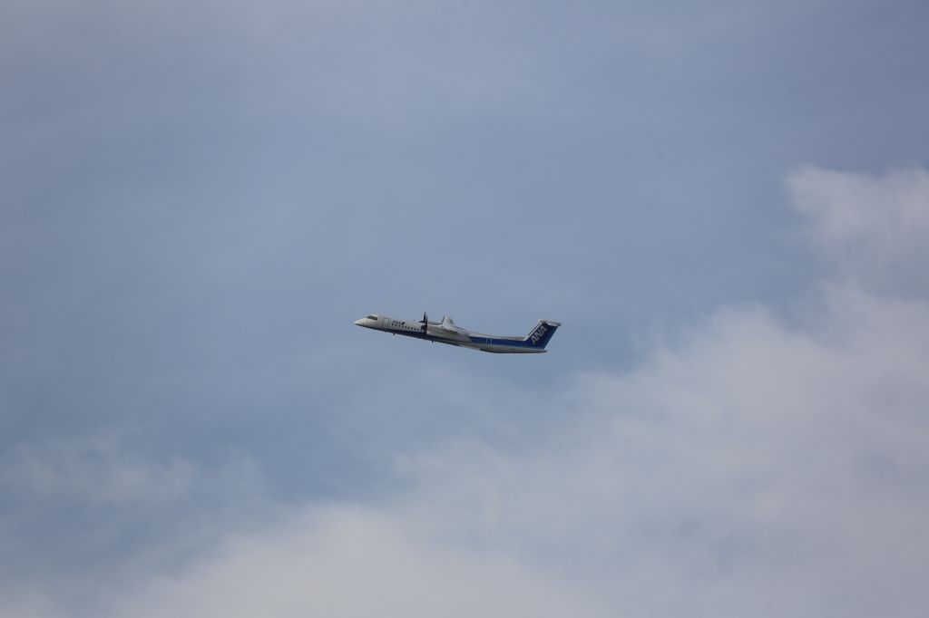 de Havilland Dash 8-400 (JA847A)