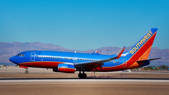 BOEING 737-300 — - Photo taken at McCarran International Airport in Las Vegas, Nevada.  