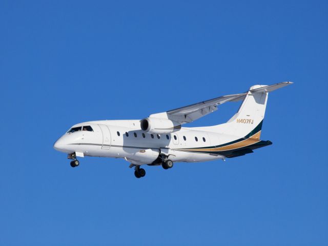 Fairchild Dornier 328JET (N407FJ) - Spotting