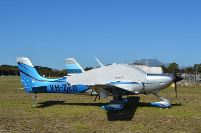 Cirrus SR-22 (VH-ZZD) - Cirris VH-ZZD at Flinders Island, April 2016