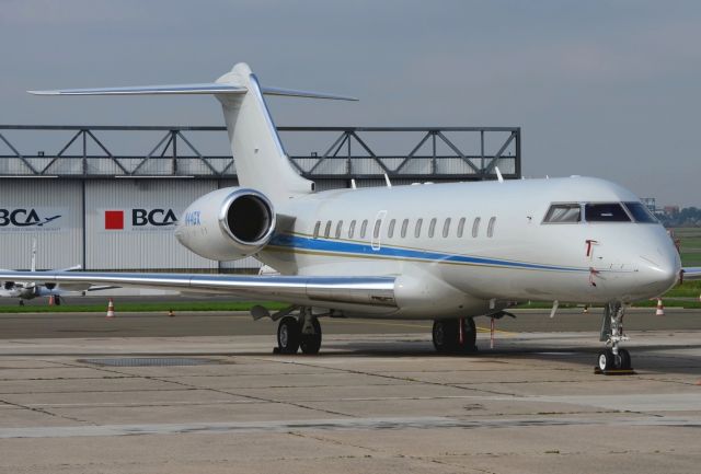 Bombardier Global Express (N44GX)