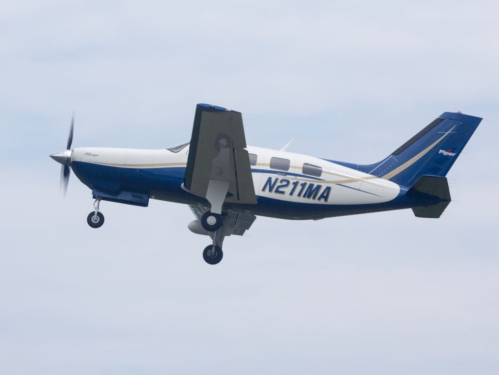 Piper Malibu Mirage (N211MA) - Take off runway 26 | 27 July 2015