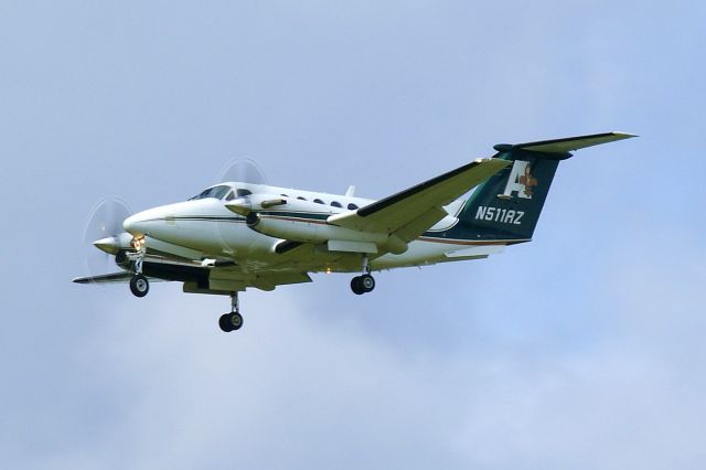 Beechcraft Super King Air 200 (N511RZ)