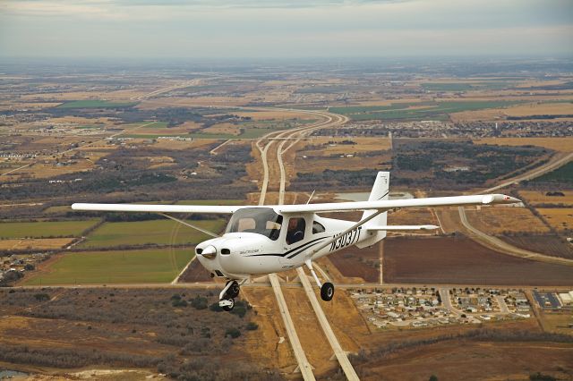 Cessna Skycatcher (N3037T)