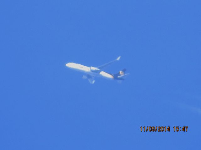 BOEING 767-300 (N351UP) - UPS flight 914 from SDF to ONT over Southeastern Kansas at 34,000 feet.