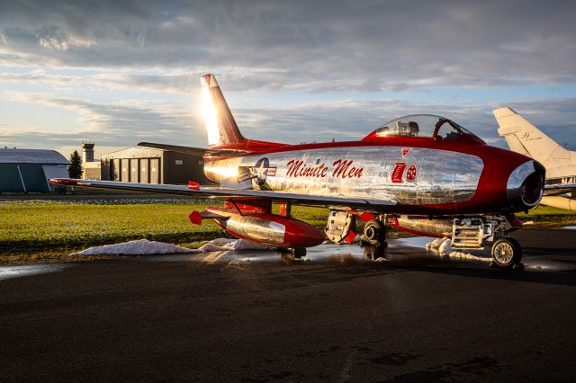 North American F-86 Sabre (N87FS)