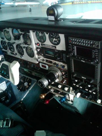 Beechcraft 35 Bonanza (N8807M)