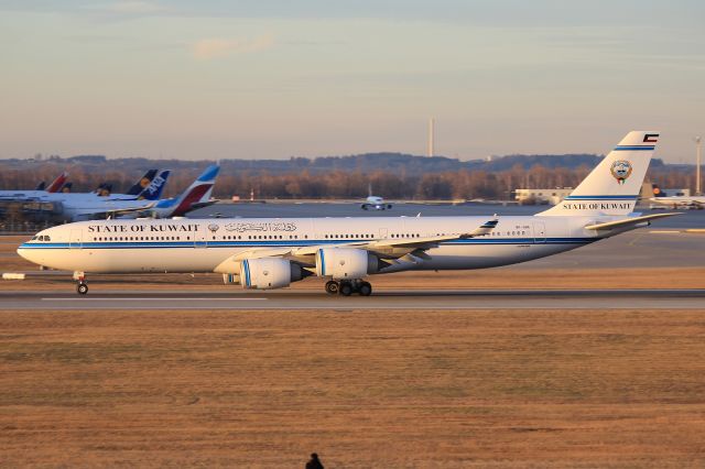 Airbus A340-500 (9K-GBA)