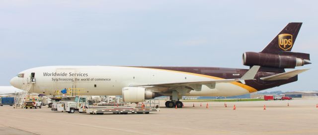 Boeing MD-11 (N256UP)