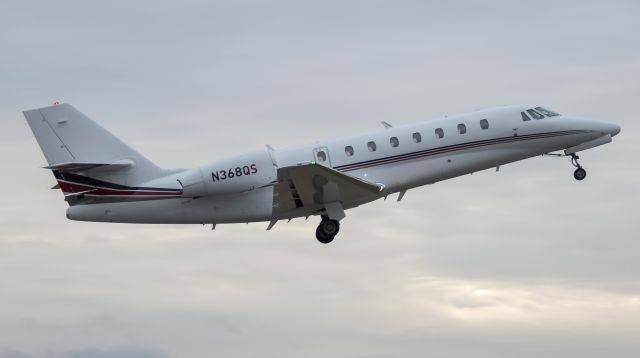 Dassault Falcon 2000 (N368QS)