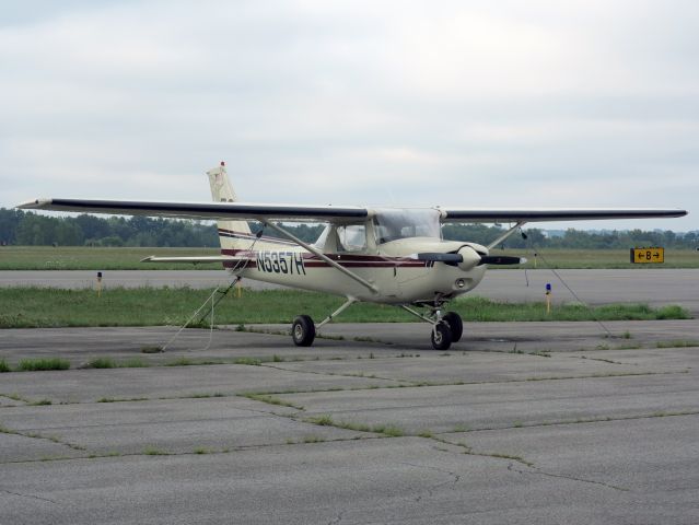 Cessna 152 (N5357H)