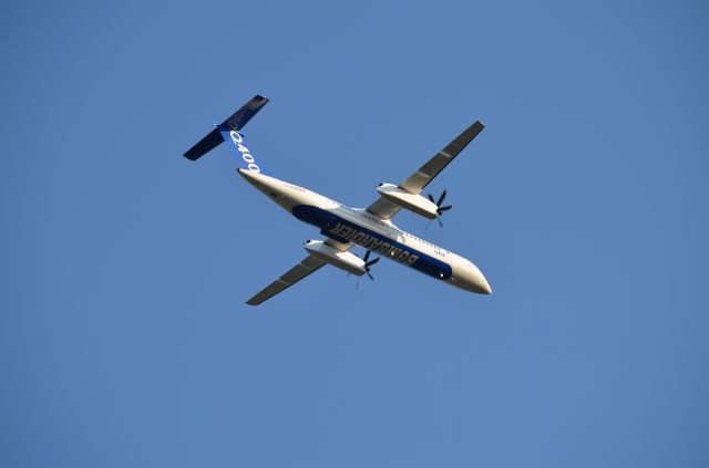 de Havilland Dash 8-400 (C-GLOZ) - The Bombardier Q400 flew low over Richmond Hill, ON (very near CYKZ) on a demo flight out of CYZD.