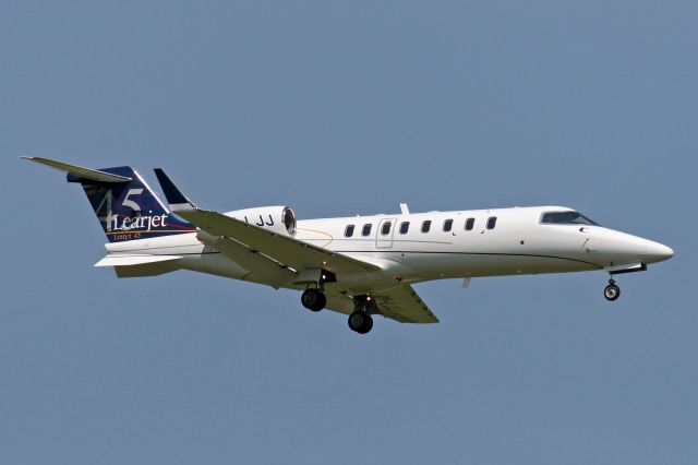 Learjet 45 (OY-LJJ)