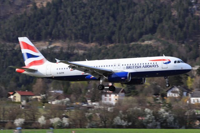 Airbus A320 (G-GATM)