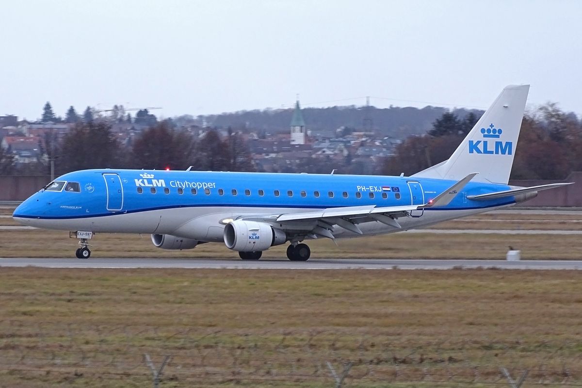 Embraer 170/175 (PH-EXJ)