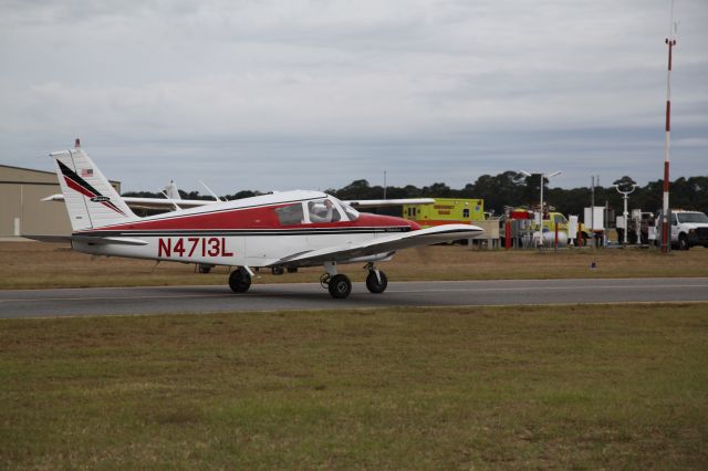 Piper Cherokee (N4713L)