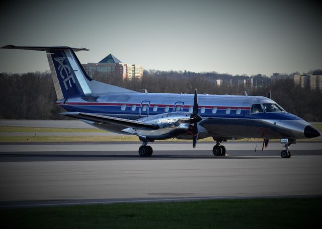 Embraer EMB-120 Brasilia (FRG52) - Freight Runners Express (HAMMER AIRCRAFT LEASING LLC / N122HL) at KJQF - 1/11/16