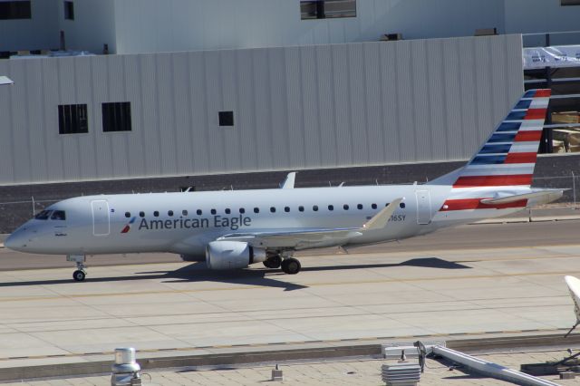 Embraer 175 (N516SY) - Photo taken on Thanksgiving 11/24/2022