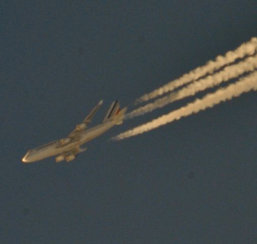 Boeing 747-400 — - Air France 438 Charles de Gaulle/Roissy to Lic. Benito Juarez Intl west of Cleveland 36,000 ft. 11-2-14